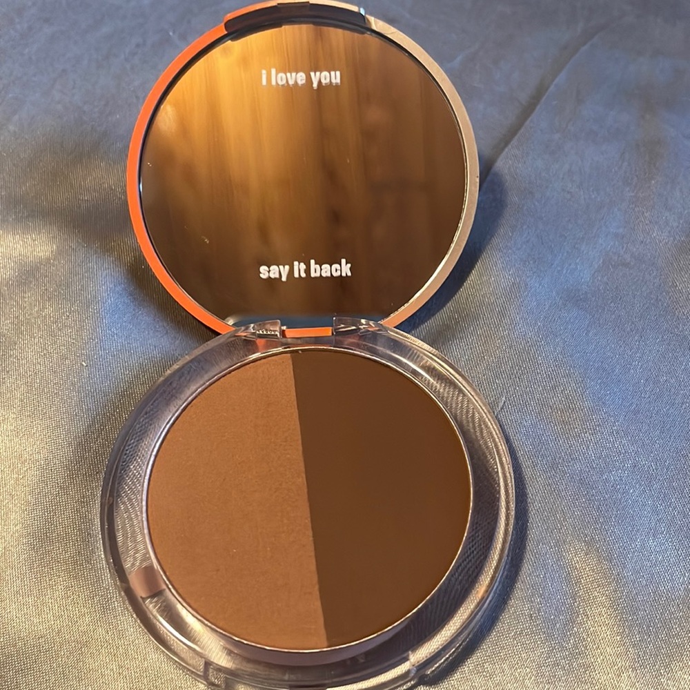 item beauty bronzer/contour